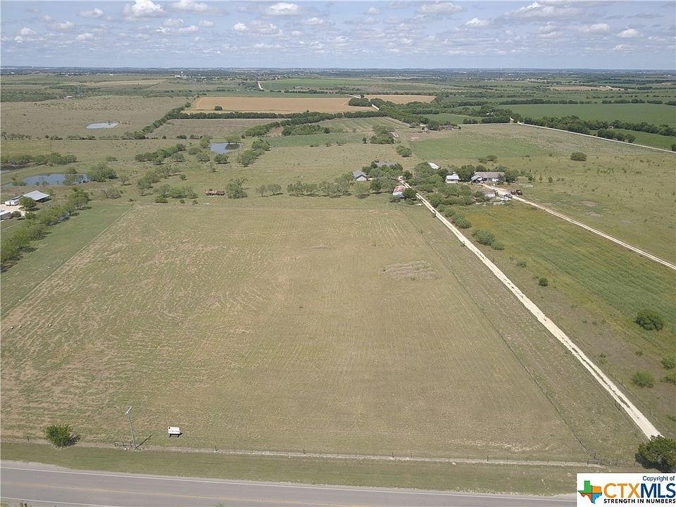 1st image of 1044 Fm