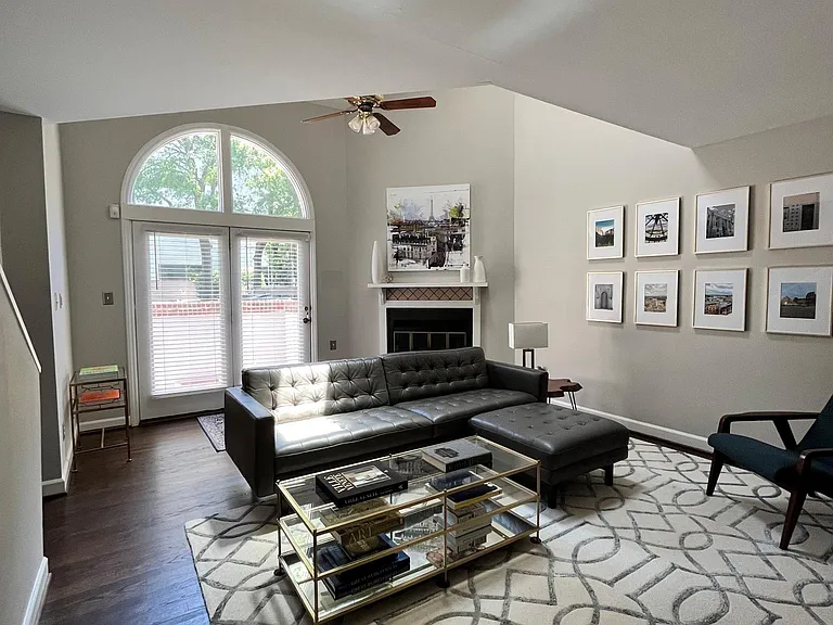 803 Lexington Ave — Photo 13