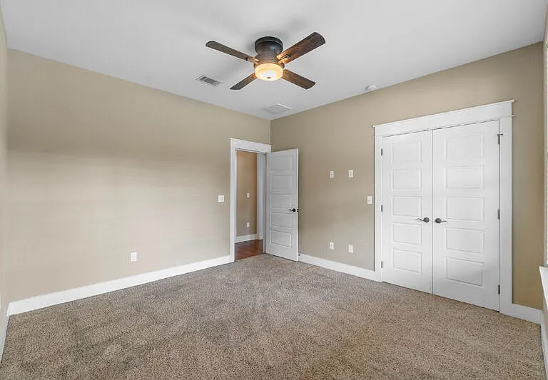 6008 Trestle St — Photo 16