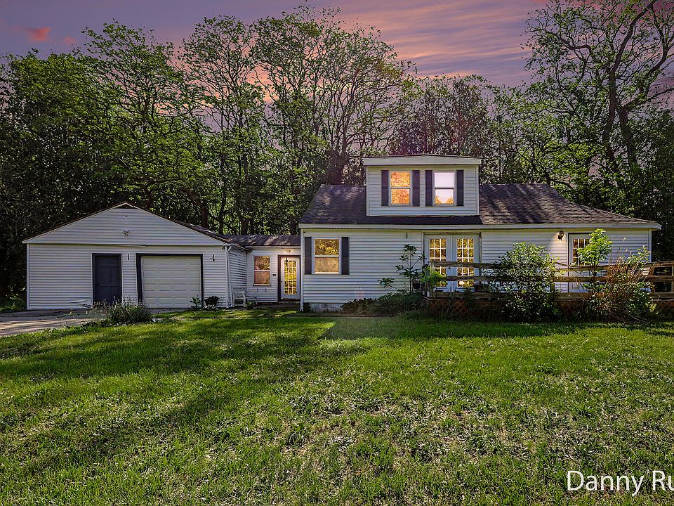 1st image of 1430 Delz Dr