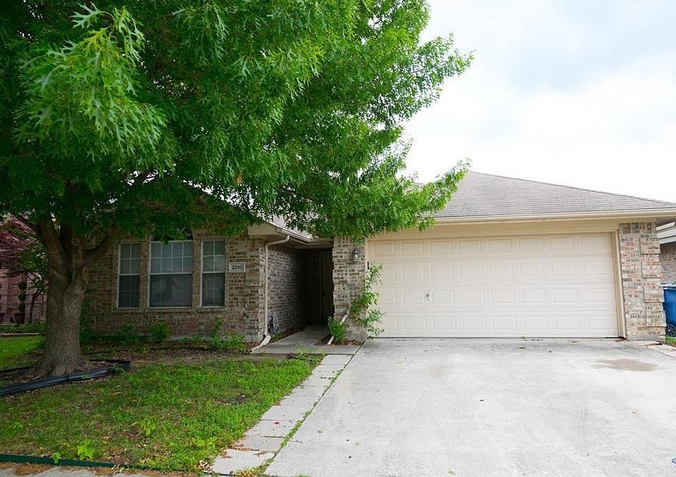 1st image of 2315 Brookview Dr