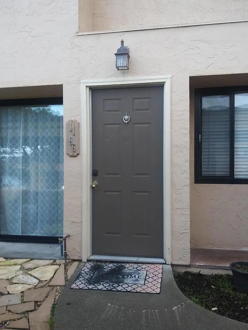 1196 Trinity Ave #5 photo 1