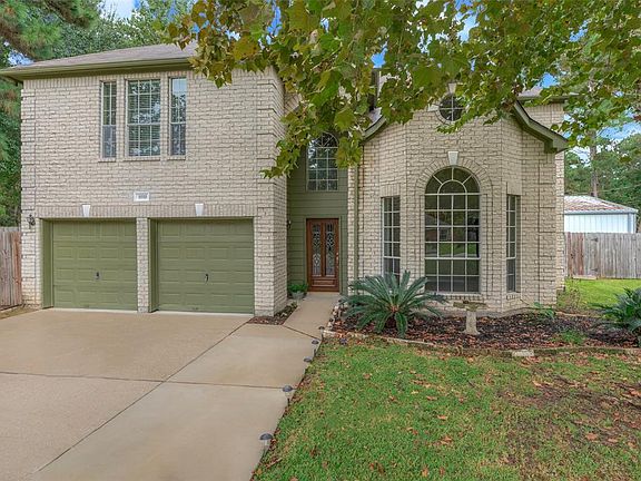 5th image of 1010 Shadberry Dr
