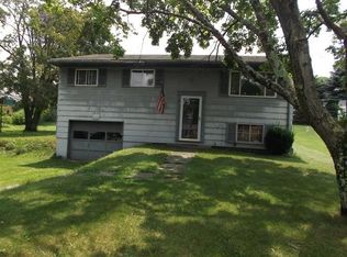 241 Karen Dr, Apollo, PA 15613