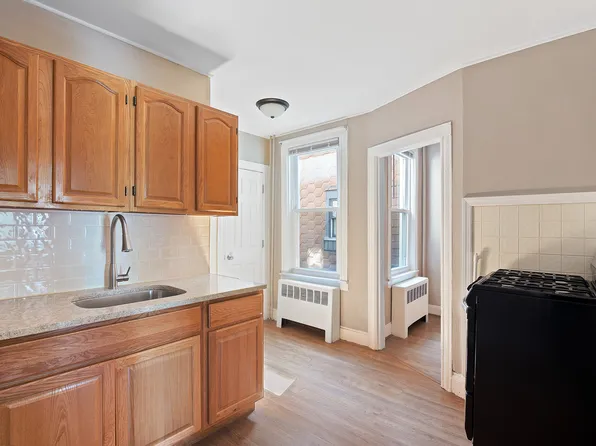 553 18th Street image 1 of 4