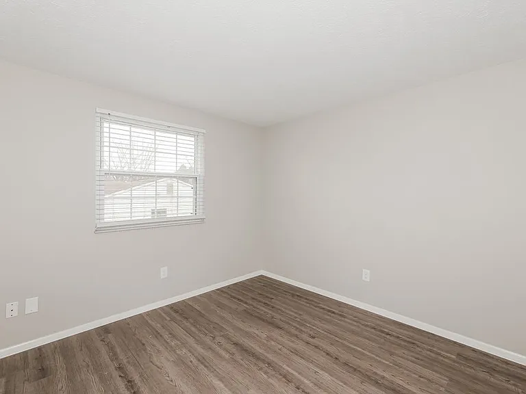 5575 Freedom Ct — Photo 16