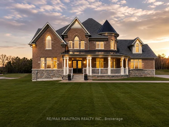 168 Pine Hill Rd, Bradford West Gwillimbury, ON L3Z 0H1