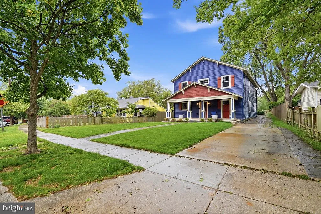 5 bed, 4.0 bath, 2880 sqft, $4,800 — Photo 3