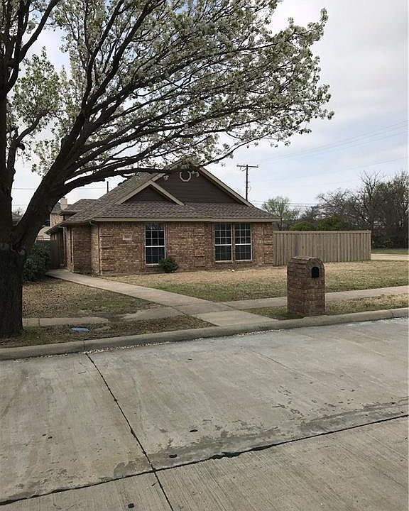 1st image of 500 E Stone Cir