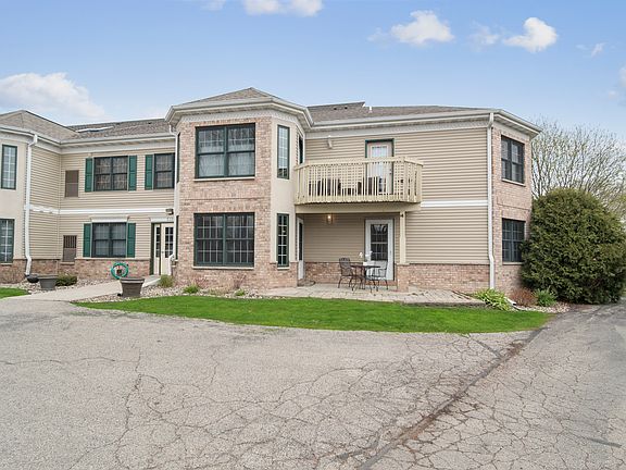 2nd image of 5399 Blue Bill Park Dr Unit 4
