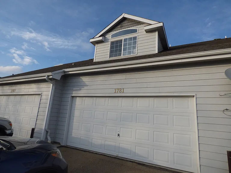 1781 Laurus Ln — Photo 17