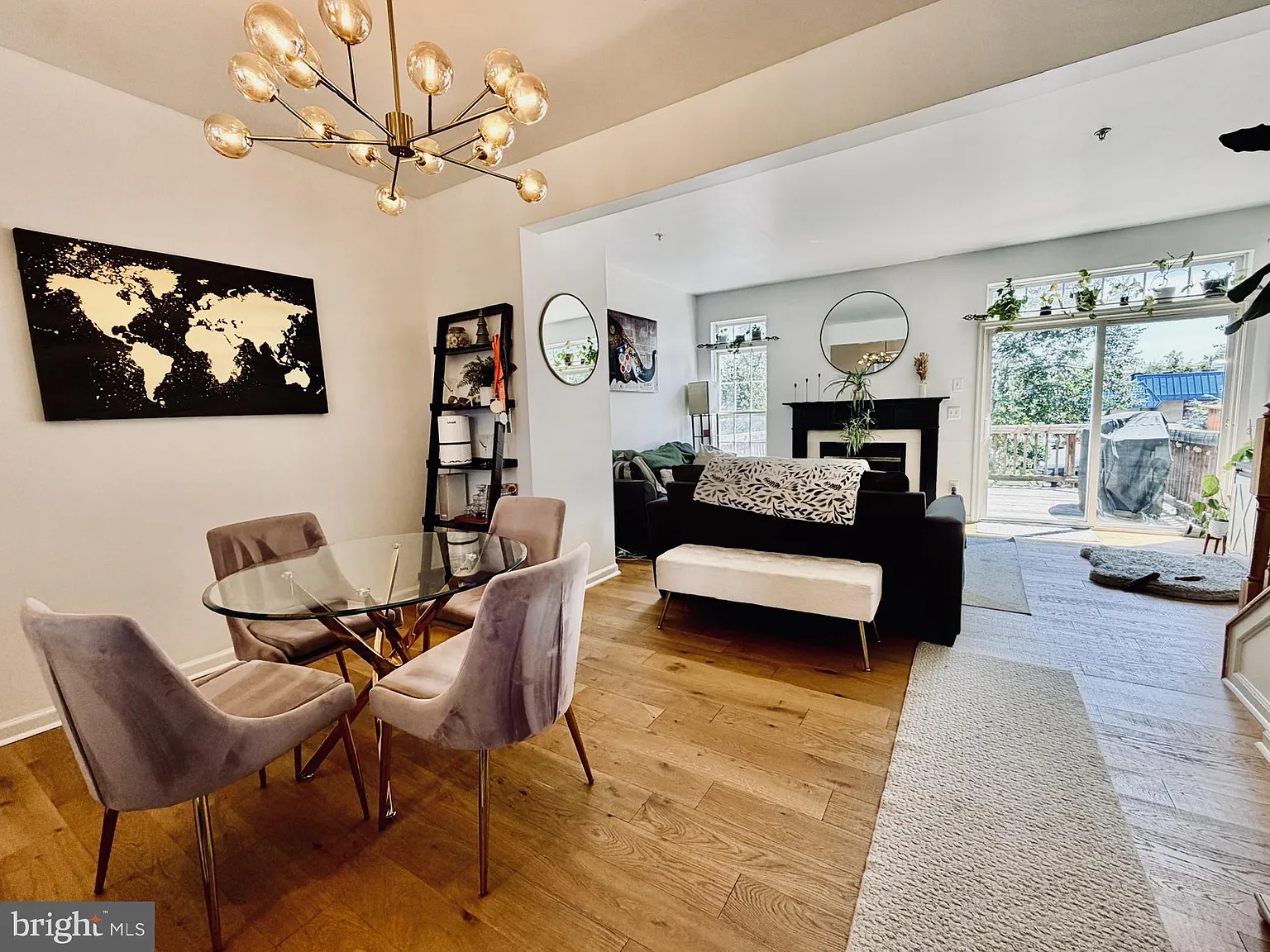 3 bed, 3.5 bath, 1620 sqft, $3,800 — Photo 3