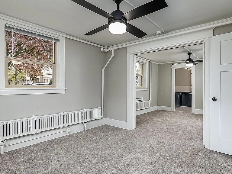 Elegant Renovation! HUGE 1 Bed 1 Bath Available Now! — Photo 10