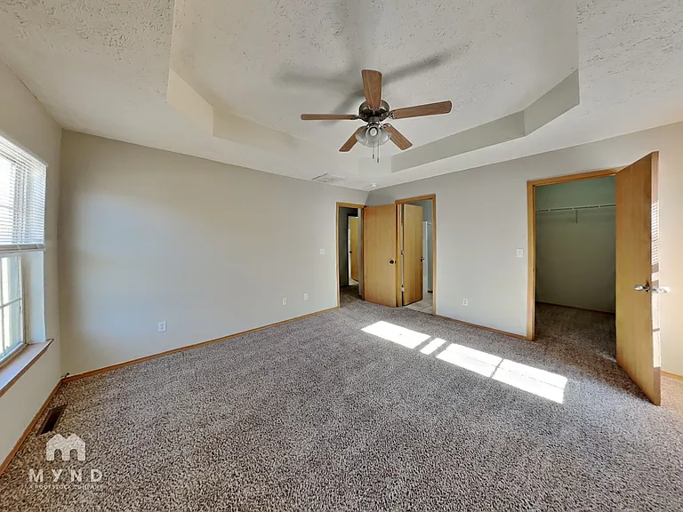 1143 S Brown Ave — Photo 9