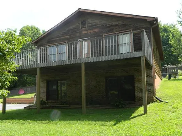 112 Lake St, Estill Springs, TN 37330