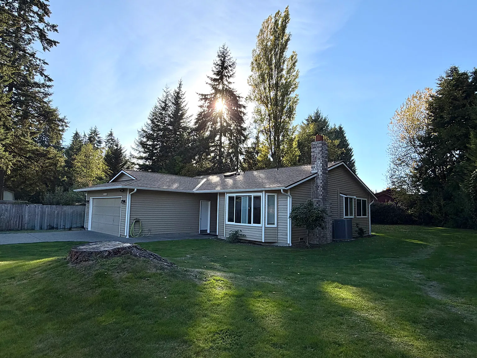 3 bed, 1264 sqft, $3,200 — Photo 2