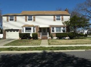 3390 Jackson Ave, Wantagh, NY 11793