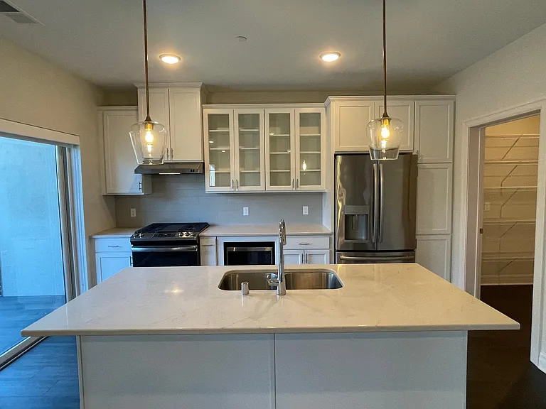 Ewing Place — Photo 10