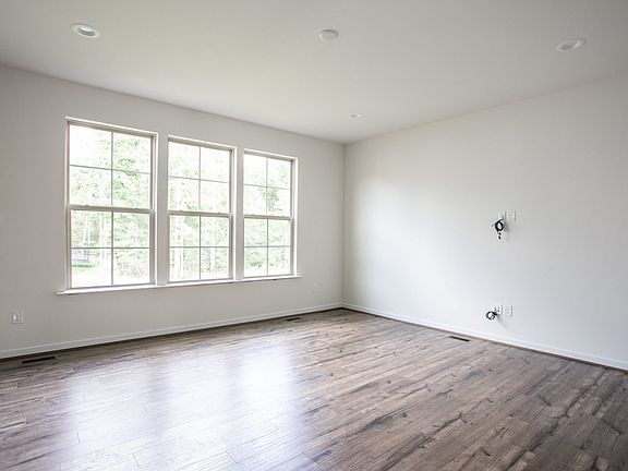 5008 Maben Ct-0003