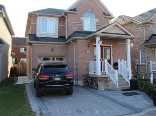 30 Pughe St #BASEMENT, Ajax, ON L1T 0E6