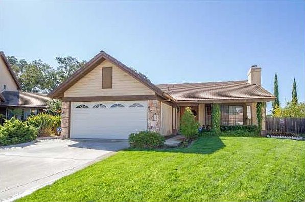 1st image of 11003 Alonda Ct
