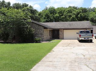 6520 Meadow Ridge Ln, Lake Charles, LA 70605