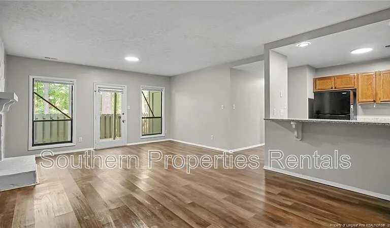 1900 Tryon Dr #3-1 — Photo 5