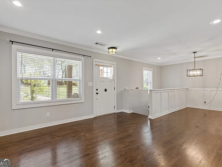 2779 Horse Shoe Dr — Photo 6
