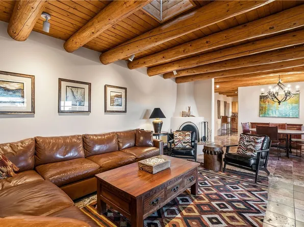 414 Camino Delora Unit 2, Santa Fe, NM 87505