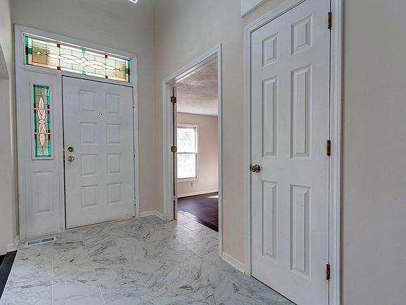 4th image of 4927 Cherryhill Ct