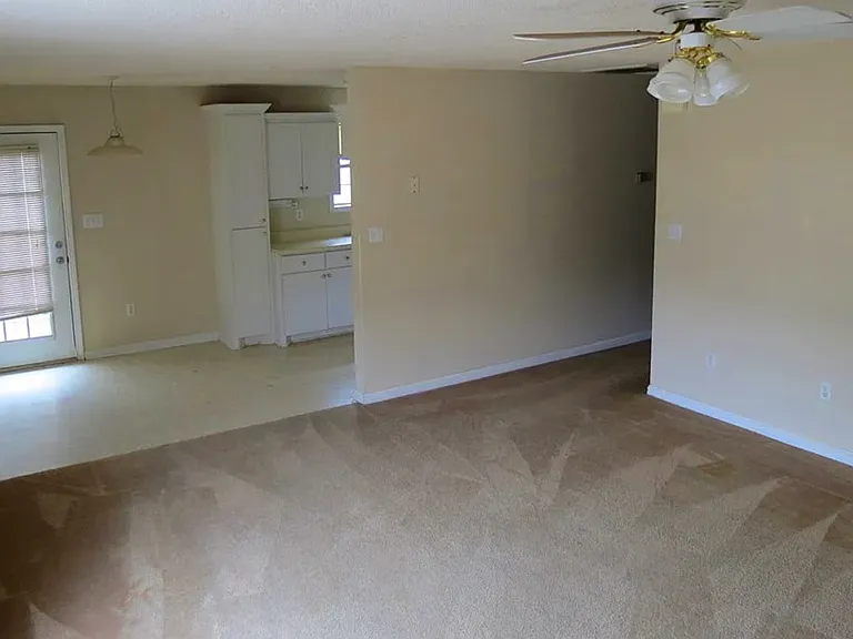 120 Alabama St — Photo 4