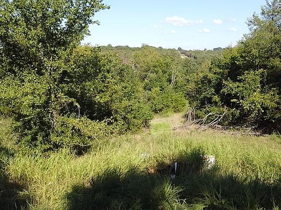 4th image of 28222 Farm Road 1200