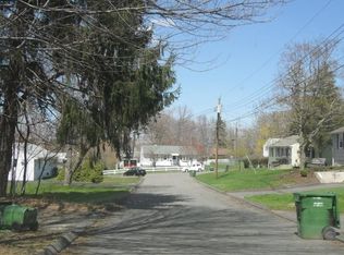 31 Randall Ct, Middletown, CT 06457