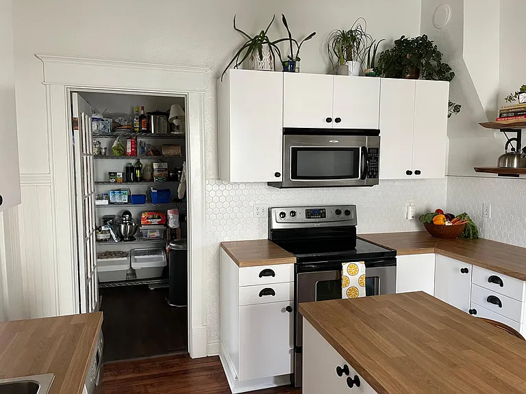 736 Monroe Ave — Photo 13