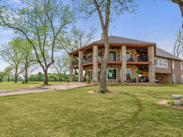 70 Pippens Rd, Mangham, LA 71259