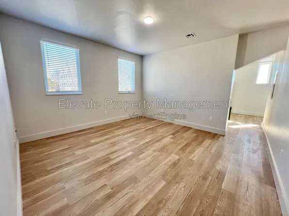 1701 NW 12th St, Oklahoma City, OK