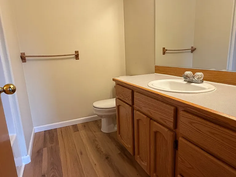 3310 NE 164th Ct — Photo 26