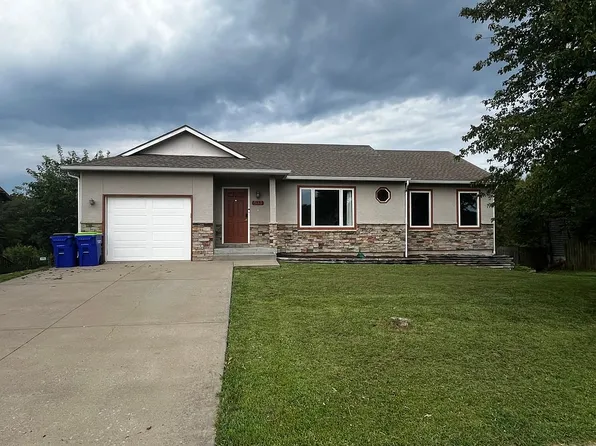 533 N Mulberry St, Gardner, KS 66030