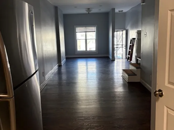 536 N Luzerne Ave, Baltimore, MD 21205