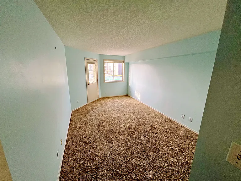 620 Columbia Blvd W #214 — Photo 12