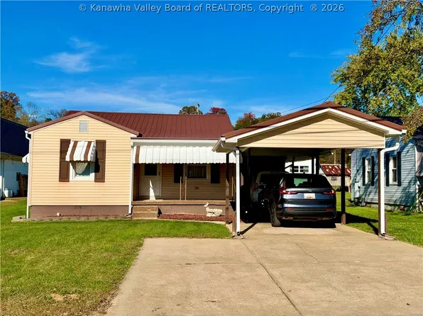 356 3rd Ave, Ripley, WV 25271
