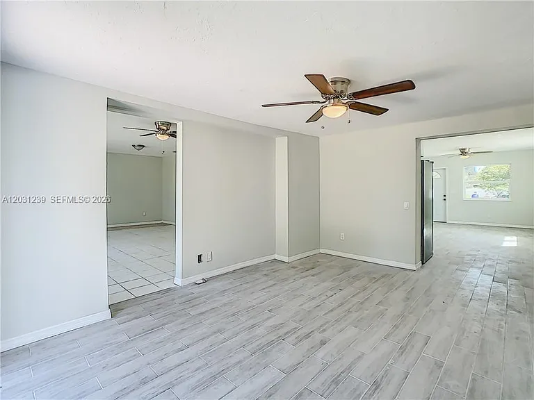 3921 SW 31st Dr — Photo 19