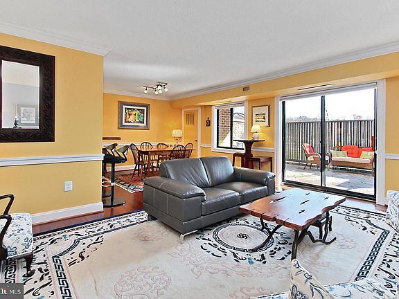 4th image of 200 N Pickett St APT 102