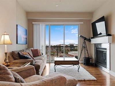 10111 Inverness Main Street #312, Englewood, CO, 80112