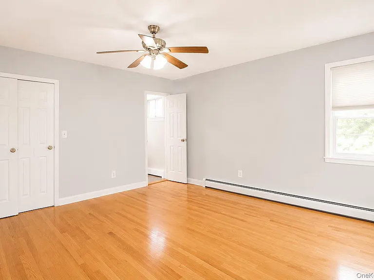 26 Lancaster Rd #UPPER — Photo 8