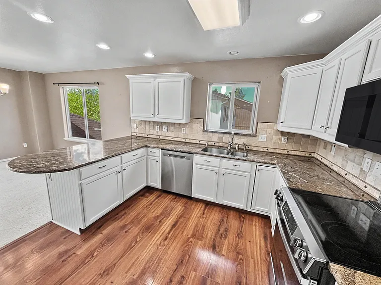 4021 Red Talon Dr — Photo 3