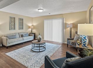 Arbors of Grandview, Grandview, MO 64030