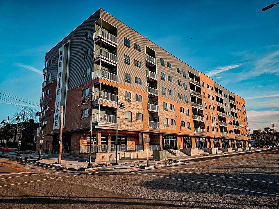 1st image of 1901 Vine St #403