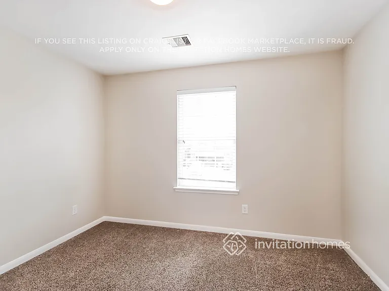 18702 Walden Glen Cir — Photo 10