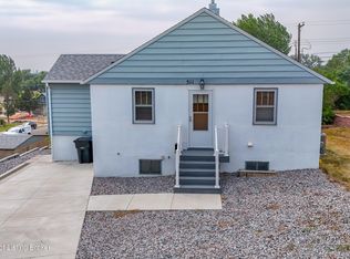 511 4th Ave E, Dickinson, ND 58601